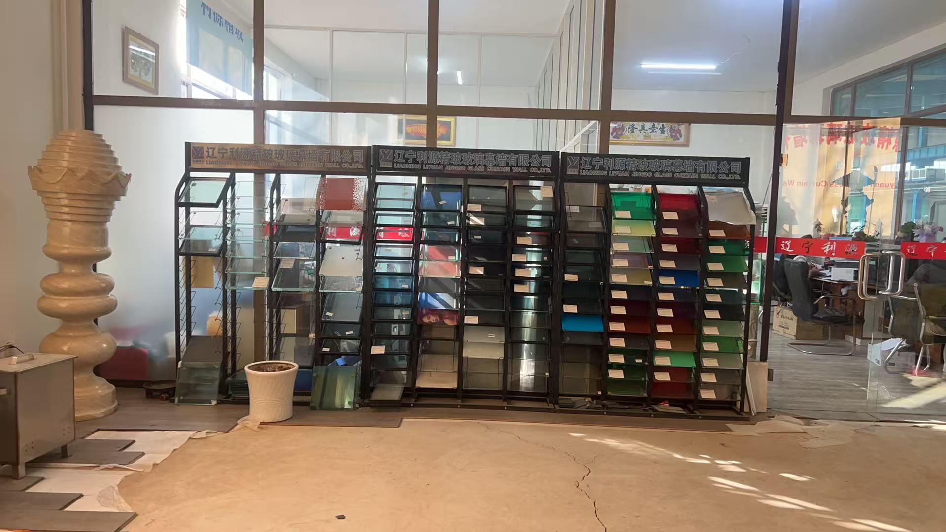 鹰潭市工程玻璃批量采购玻璃幕墙 - 价格